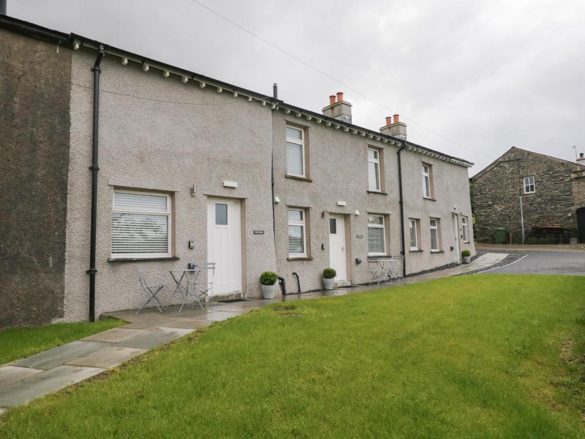 Oxen Park Farm Cottage Ulverston Exterior photo